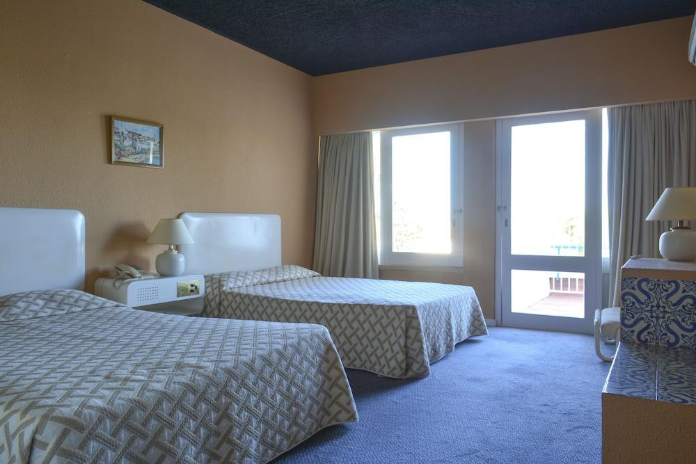 Carvoeiro Garden Hotel Экстерьер фото
